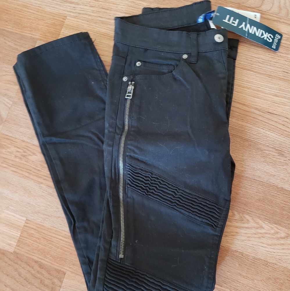 H&M Divided Skinny Zippered Jeans
